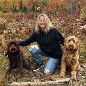 Meet your Posher, Lori
